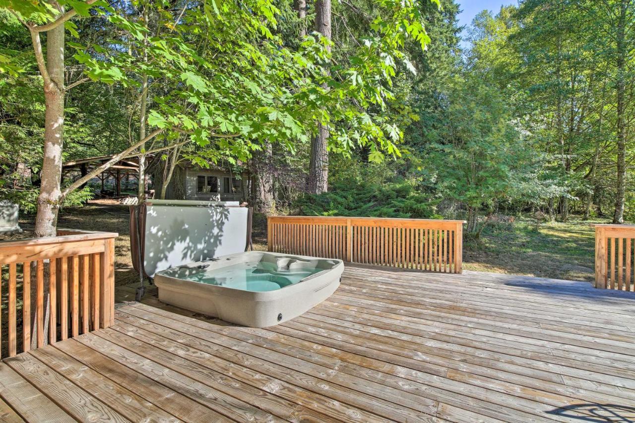 Cozy Black Bear Retreat By Mount Rainier! Ashford Extérieur photo